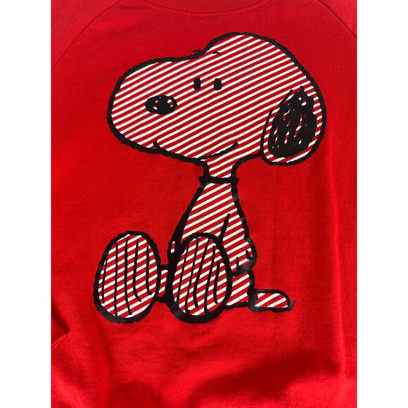 Snoopy Size Small Medium Youth XXL Peanuts Red Sweatshirt Pullover Christmas - Picture 2 of 8